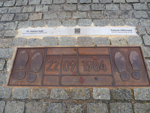 FRANCE-PREMIERE GUERRE MONDIALE-NECROPOLE