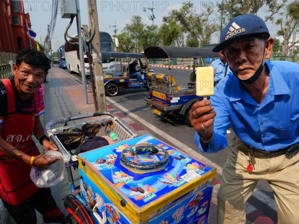 THAILANDE-SOCIÉTÉ-SCENES DE RUES