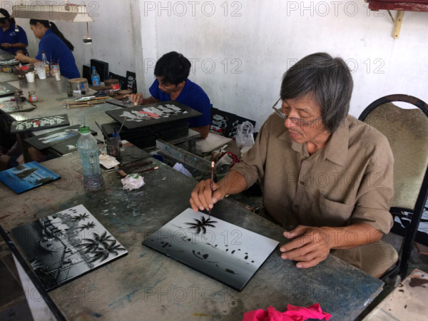 VIETNAM-SOCIETE-ART & COMMERCE