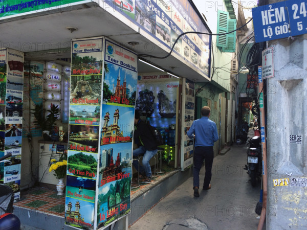 VIETNAM-TOURISME & COMMERCE