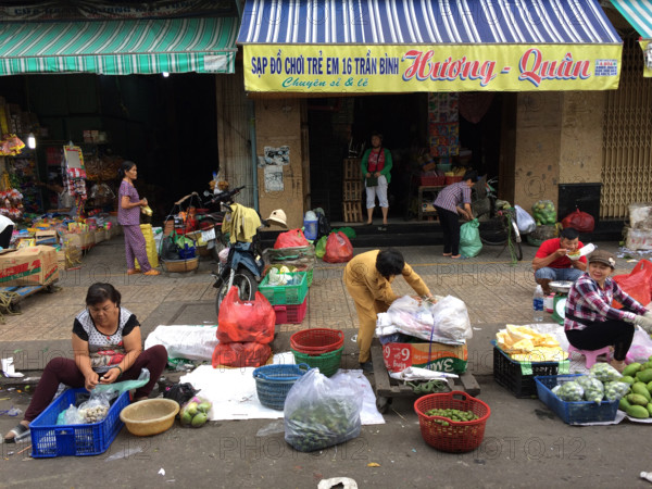 VIETNAM-CHOLON-COMMERCE