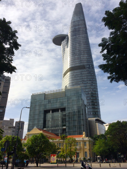 VIETNAM-ARCHITECTURE