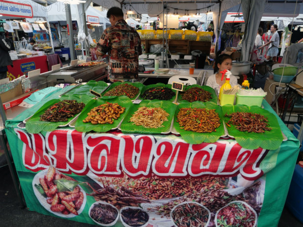 THAILANDE-SOCIETE-RESTAURATION