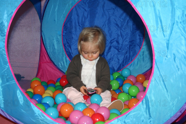 FRANCE-PETITE ENFANCE-ILLUSTRATION