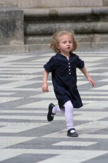 FRANCE-PETITE ENFANCE-ILLUSTRATION