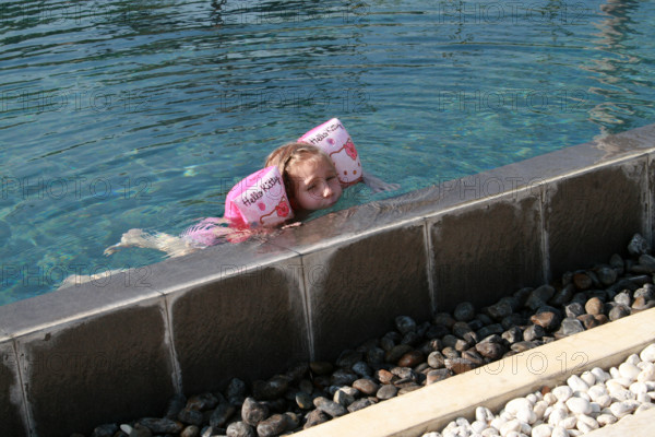 FRANCE-PETITE ENFANCE-ILLUSTRATION