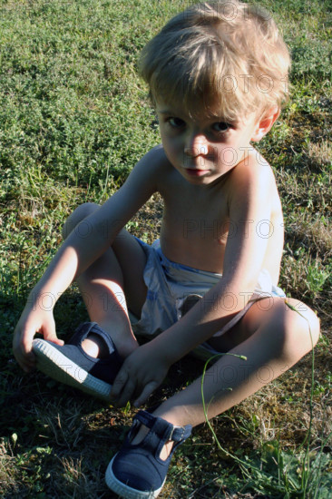 ILLUSTRATION SUR L'ENFANCE