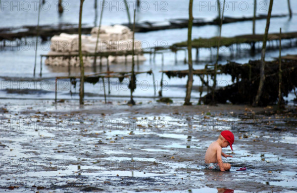 ILLUSTRATION SUR L'ENFANCE