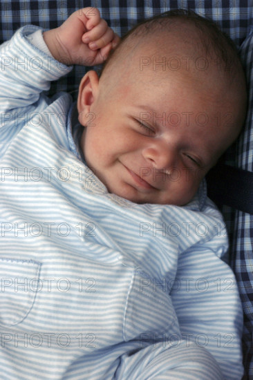 ILLUSTRATION SUR L'ENFANCE