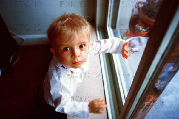 ILLUSTRATION SUR L'ENFANCE