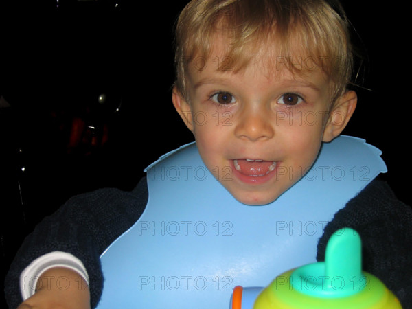 ILLUSTRATION SUR L'ENFANCE