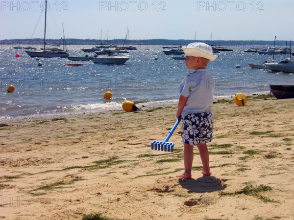 ILLUSTRATION SUR L'ENFANCE