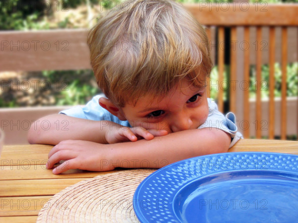 ILLUSTRATION SUR L'ENFANCE