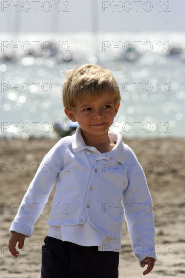 ILLUSTRATION SUR L'ENFANCE