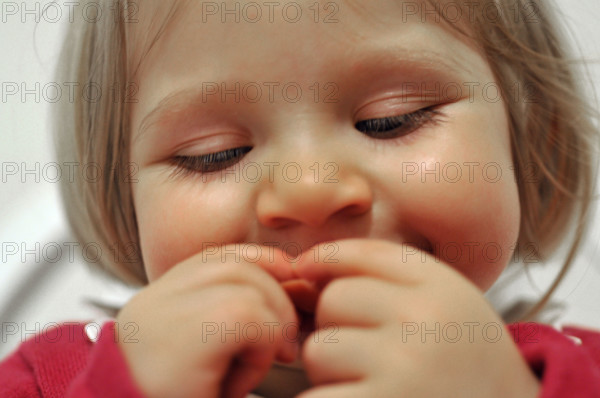 ILLUSTRATION SUR L'ENFANCE