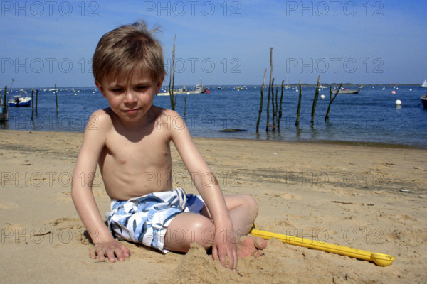 ILLUSTRATION SUR L'ENFANCE