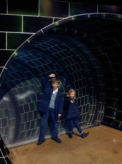 ILLUSTRATION SUR L'ENFANCE