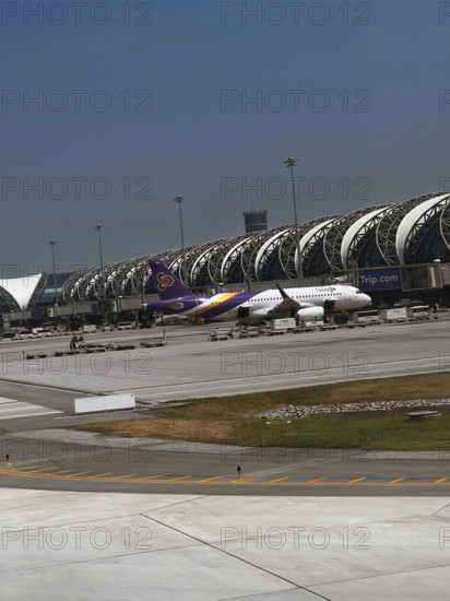 TRANSPORT INTERNATIONAL-THAI AIRWAYS