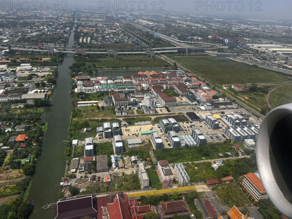 TRANSPORT INTERNATIONAL-THAI AIRWAYS