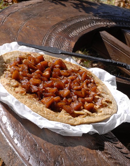 Buffet gaulois : galette aux pommes caramélisées