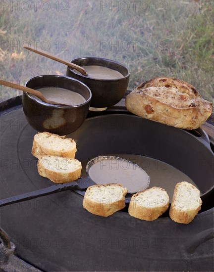 Buffet gaulois : crème de cèpes