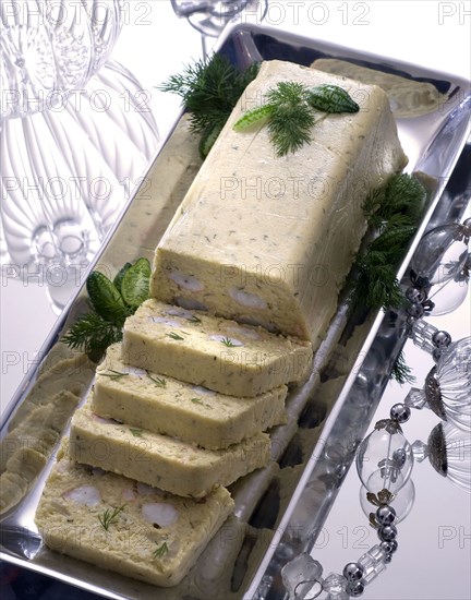 Repas de Noël en strass : mousseline de fenouil et langoustines en terrine