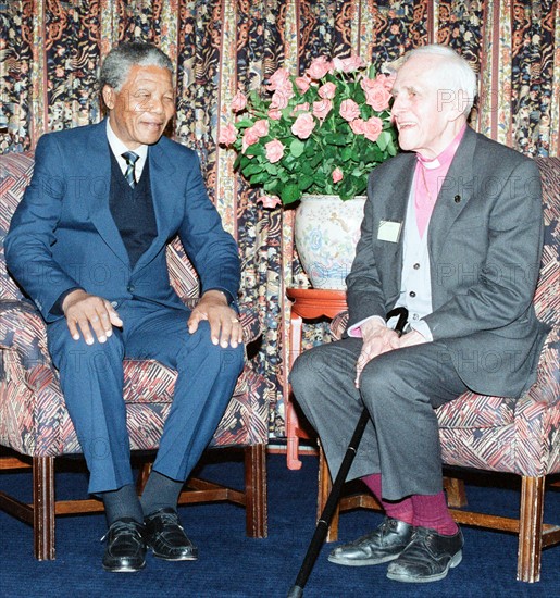 Nelson Mandela avec l'archevêque Trevor Huddleston