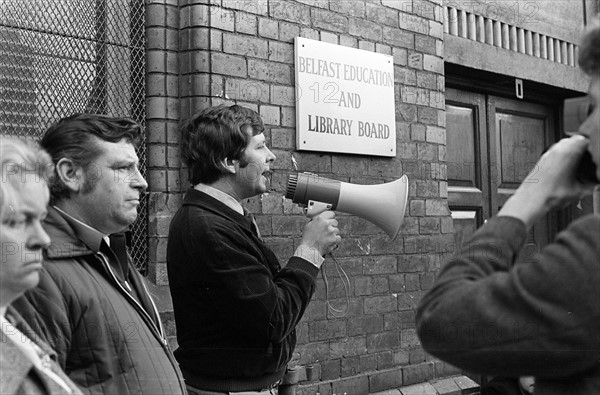 Protest At Belfast Education Offices Academy Street Sept 80
Mr Seamus Lynch, of the Republican Clubs - the Workers Party, addressing the women who marched from the Shankill Community Centre to Academy Street.  With him is Mr Sammy Millar.  Prime Minister Margaret Thatcher was given a clear message from the heart of Belfast's Shankill Road.

weby ©Mirrorpix