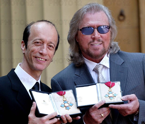 Robin et Barry Gibb