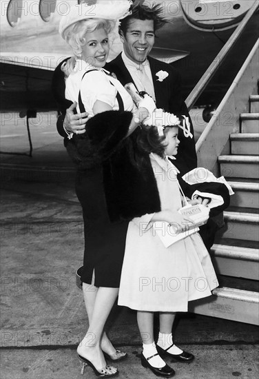 Jayne Mansfield avec sa fille et son mari Mickey Hargitay