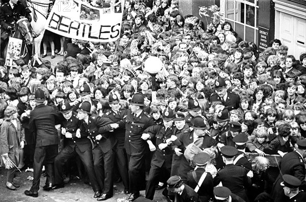 Première de "A Hard Day's Night"