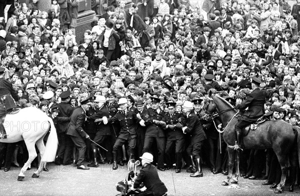 Première de "A Hard Day's Night"