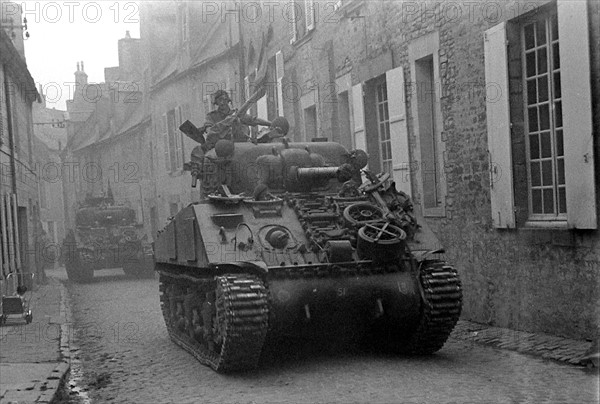 Troupes britanniques en Normandie, en juillet 1944