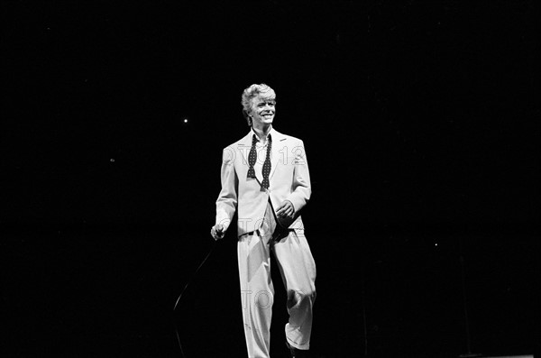 David Bowie, 1983