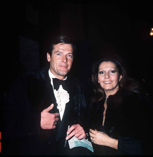 Roger Moore et sa femme Luisa Mattioli