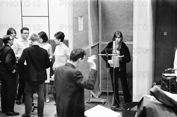 Francoise Hardy (1965)