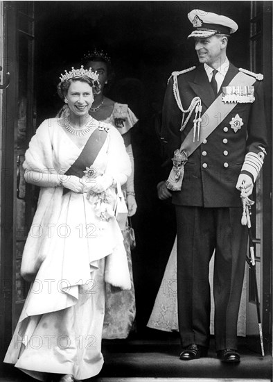 The Queen and Prince Philip in Australia, February 1954 
leaving Parliament House in Hobart, Tasmania.