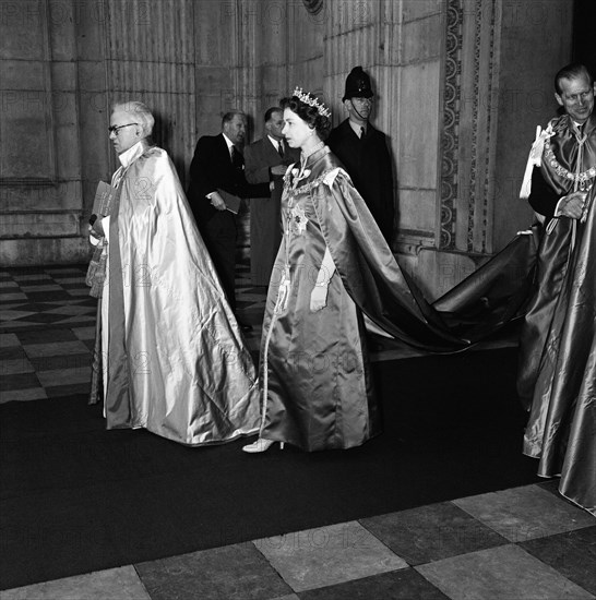 Members of the Royal Family attend a dedication of the Chapel of the Most Excellent Order of the British Empire, the largest order of chivalry, in the crypt of St Paul's Cathedral. Queen Elizabeth II and Prince Philip, Duke of Edinburgh. 20th May 1960.