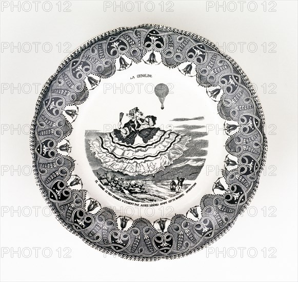 "La crinoline" plate