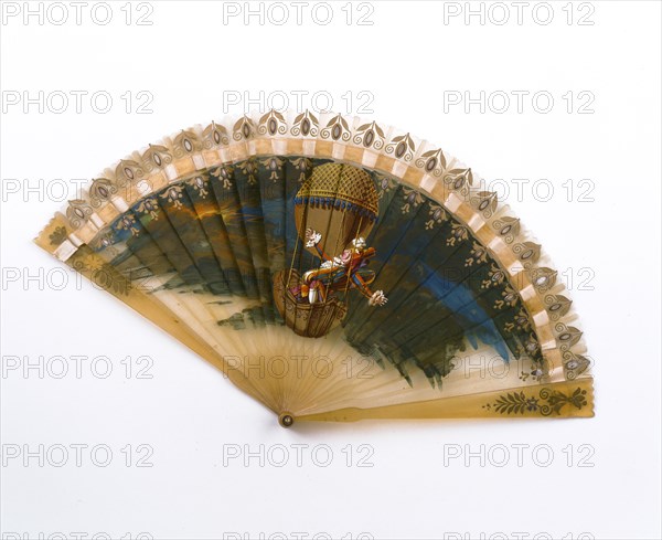 Concertina fan