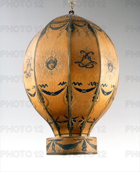 Hot-air balloon with the initials of Louis XVI