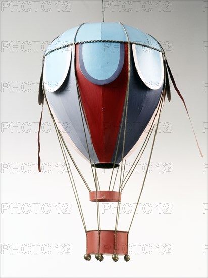 Hot-air balloon toy