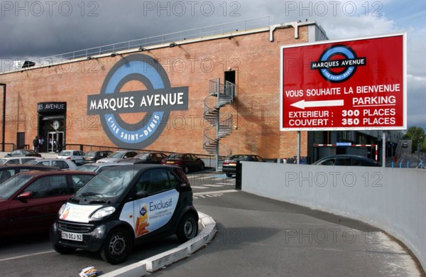 FRANCE PARIS COMMERCE