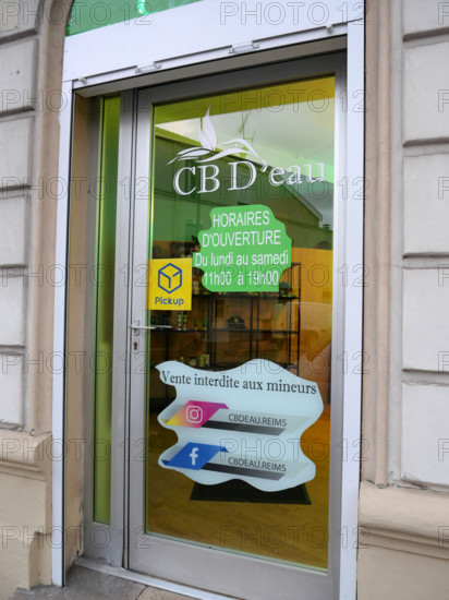 FRANCE-TABAGISME-STUPEFIANT