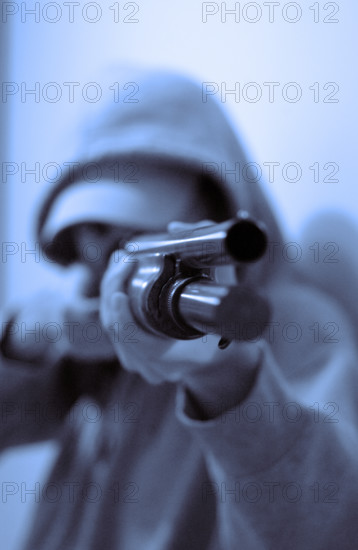 ADOLESCENCE ET VIOLENCE