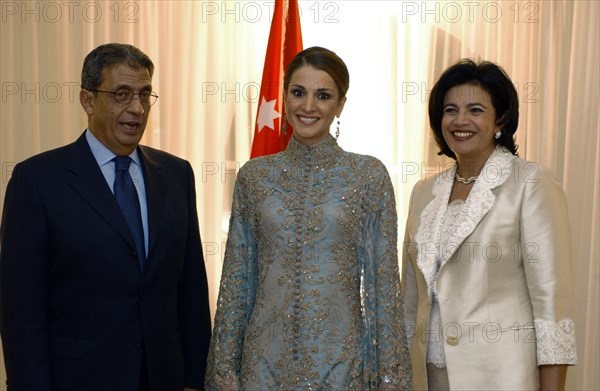 Queen Rania, with Mr and Mrs Amr Moussa, November 2002