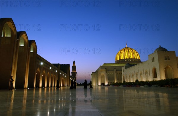 La Grande Mosquée du sultan Qabous, janvier 2003