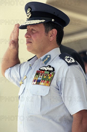 Intégration des officiers en présence du roi Abdallah II de Jordanie, juillet 2004