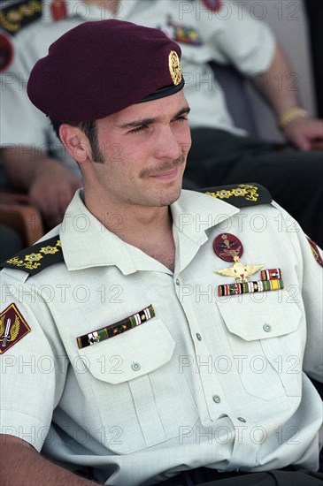 Intégration des officiers en présence du roi Abdallah II de Jordanie, juillet 2004