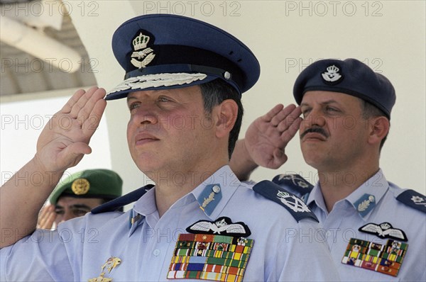 Intégration des officiers en présence du roi Abdallah II de Jordanie, juillet 2004